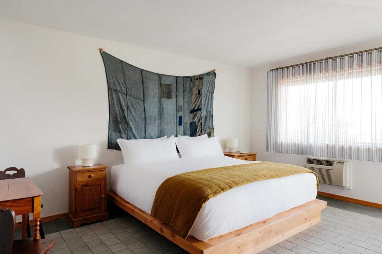 Daunts Albatross Motel Монток Екстер'єр фото