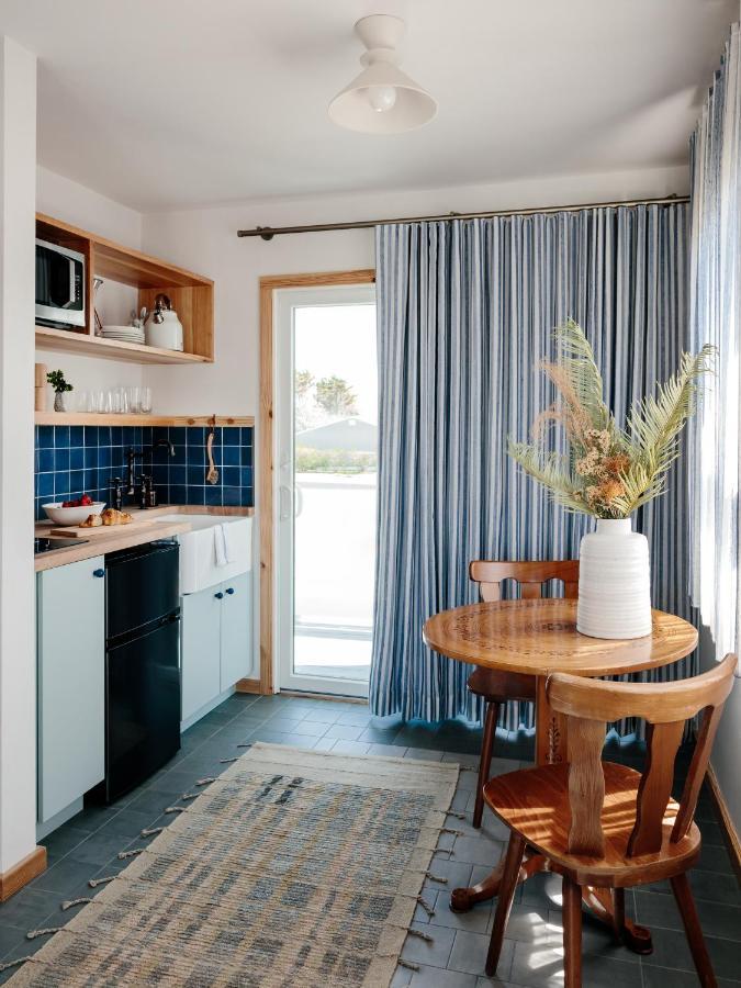 Daunts Albatross Motel Монток Екстер'єр фото