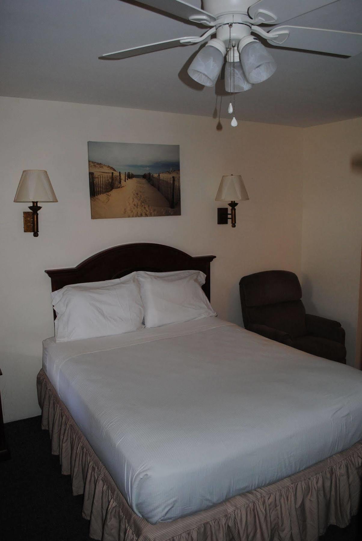 Daunts Albatross Motel Монток Екстер'єр фото