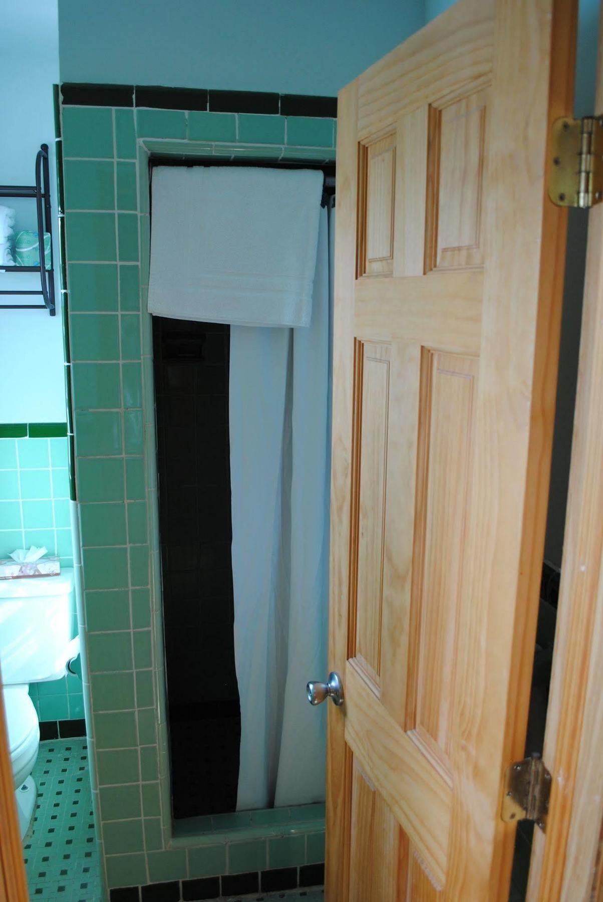 Daunts Albatross Motel Монток Екстер'єр фото